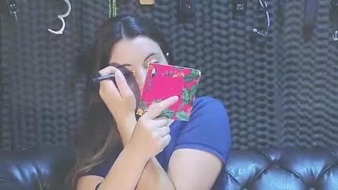 Snapshot of kimberly_swan_ chatting on 26, 1, 2025 KIMBERLY SWAN online show from 26, 1, 2025