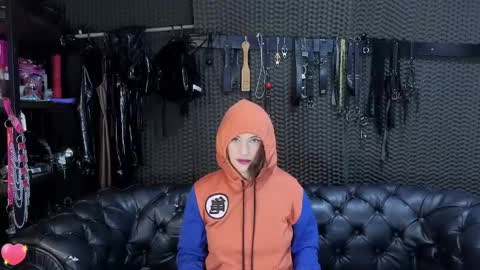 Snapshot of kimberly_swan_ chatting on 19, 10, 2025 KIMBERLY SWAN online show from 19, 10, 2025