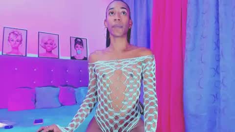 Snapshot of kimberly_thompsom chatting on 14, 2, 2025 Your Queen KIM online show from 14, 2, 2025