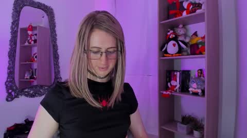 kimberly_thonson online show from 1, 12, 2025