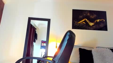 Snapshot of kimberlybanks2 chatting on 27, 11, 2025 Kimberly Banks online show from 27, 11, 2025