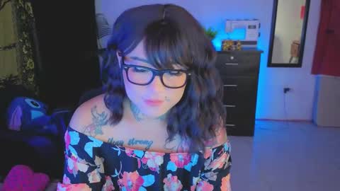 Snapshot of kimberlygati2 chatting on 16, 9, 2025 Kimberly Polizzi online show from 16, 9, 2025