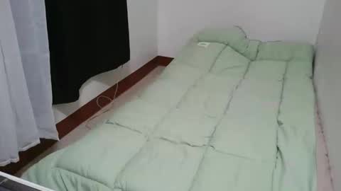 kimbhie_15 online show from 6, 4, 2026