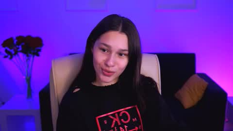 Snapshot of kimclarks chatting on 8, 9, 2025 kimclarks online show from 8, 9, 2025