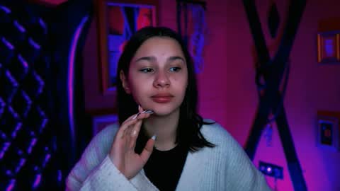 Snapshot of kimclarks chatting on 15, 10, 2025 kimclarks online show from 15, 10, 2025