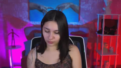 Snapshot of kimclarks chatting on 8, 11, 2025 kimclarks online show from 8, 11, 2025