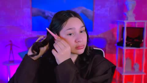 Snapshot of kimclarks chatting on 14, 11, 2025 kimclarks online show from 14, 11, 2025