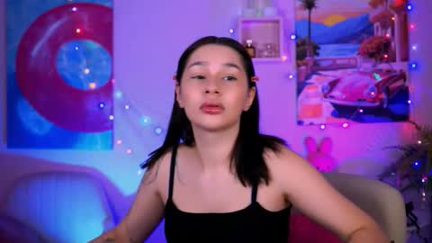 Snapshot of kimclarks chatting on 22, 11, 2025 kimclarks online show from 22, 11, 2025