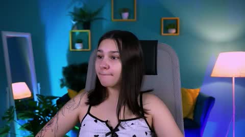 kimclarks online show from 19, 12, 2025