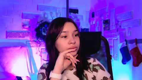 kimclarks online show from 21, 12, 2025