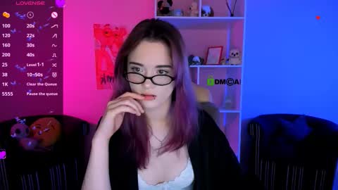 Snapshot of kimi_glow chatting on 20, 9, 2025 kimi_glow online show from 20, 9, 2025