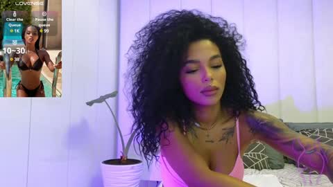 Snapshot of kimibrowny chatting on 18, 12, 2024 Kim online show from 18, 12, 2024