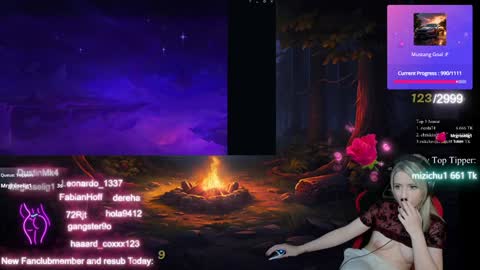 Snapshot of kimilee22 chatting on 25, 1, 2025 Wolfs Girl online show from 25, 1, 2025