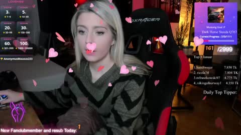 Snapshot of kimilee22 chatting on 30, 1, 2025 Wolfs Girl online show from 30, 1, 2025