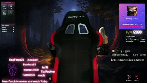 Snapshot of kimilee22 chatting on 13, 2, 2025 Wolfs Girl online show from 13, 2, 2025