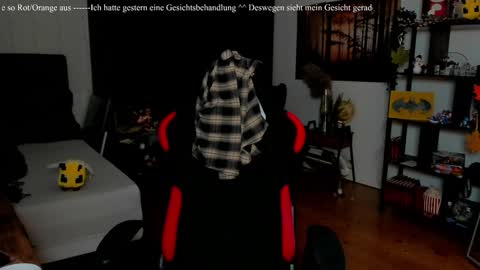 Snapshot of kimilee22 chatting on 29, 11, 2025 Wolfs Girl online show from 29, 11, 2025