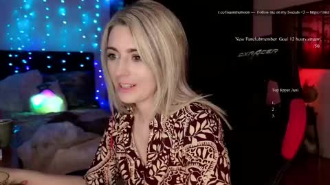 Wolfs Girl online show from 3, 6, 2026
