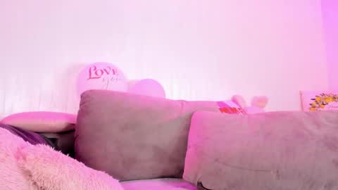 Snapshot of kimkardassiann chatting on 28, 4, 2026 Natalie online show from 28, 4, 2026
