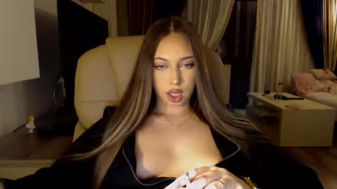 Snapshot of kimlee4 chatting on 20, 2, 2025 Kim Lee online show from 20, 2, 2025