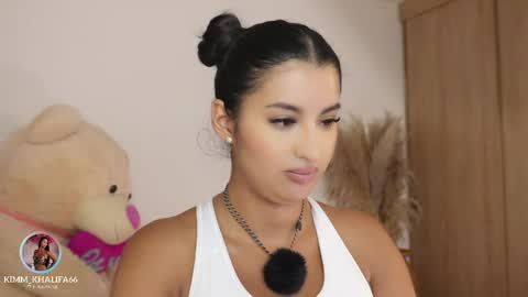 Kim  online show from 10, 4, 2026