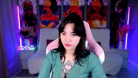 Snapshot of kimm_wong chatting on 1, 12, 2025 kimm wong online show from 1, 12, 2025