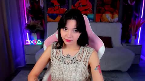 Snapshot of kimm_wong chatting on 2, 12, 2025 kimm wong online show from 2, 12, 2025