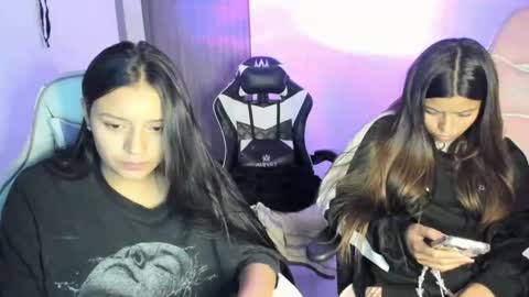 Snapshot of kimmi_foxy chatting on 26, 11, 2025 kimmi online show from 26, 11, 2025