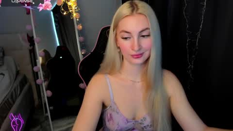 kimmy1_powell online show from 28, 3, 2026