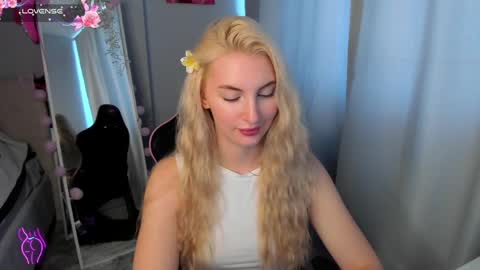 Snapshot of kimmy1_powell chatting on 9, 6, 2026 kimmy1_powell online show from 9, 6, 2026