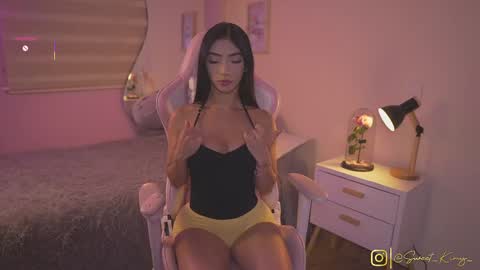 Snapshot of kimmy_sweet_ chatting on 6, 11, 2025 Kimmy online show from 6, 11, 2025