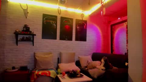 Melany online show from 18, 12, 2024