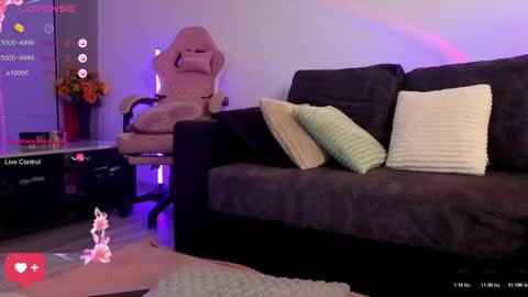 Snapshot of kimskye chatting on 3, 3, 2026 KimSkye online show from 3, 3, 2026