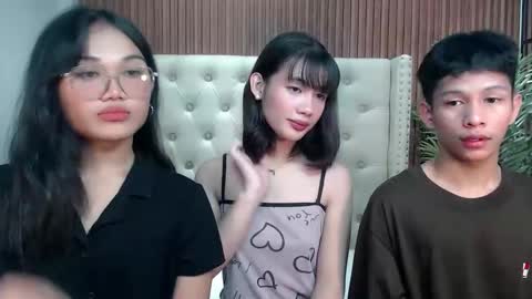 Snapshot of kina_greyx chatting on 13, 10, 2025 kina online show from 13, 10, 2025