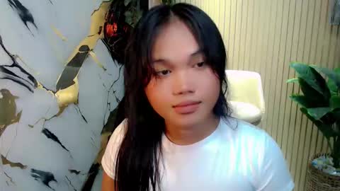 Snapshot of kina_greyx chatting on 25, 11, 2025 kina online show from 25, 11, 2025