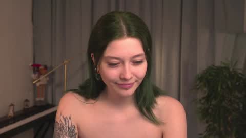 Snapshot of kina_ka chatting on 30, 12, 2024 kina_ka online show from 30, 12, 2024