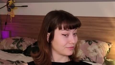 Snapshot of kina_ka chatting on 23, 12, 2025 kina_ka online show from 23, 12, 2025