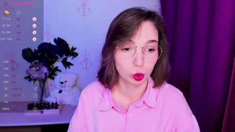 Hazel online show from 3, 2, 2026