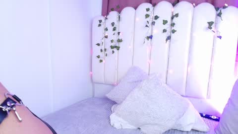 king  help me reach 100 likes online show from 27, 12, 2024