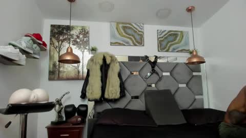 Snapshot of king_fitt_ chatting on 27, 1, 2025 HOT MEN BLACK online show from 27, 1, 2025