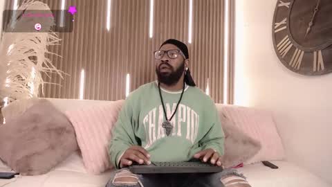 Snapshot of king_mallik chatting on 18, 9, 2025 Malik online show from 18, 9, 2025