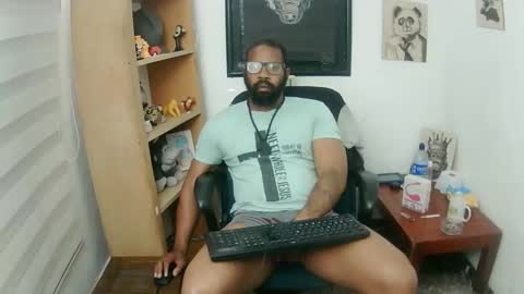 Snapshot of king_mallik chatting on 14, 11, 2025 Malik online show from 14, 11, 2025