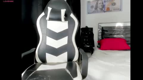 king_master7 online show from 7, 4, 2026