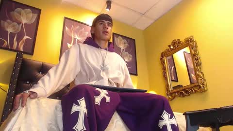 Snapshot of king_yer chatting on 5, 12, 2025 Yer online show from 5, 12, 2025