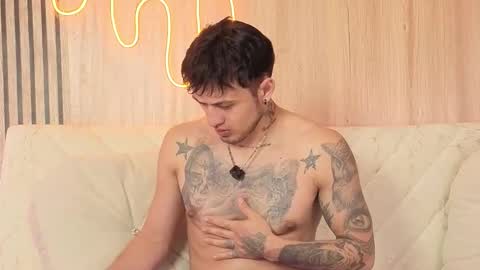 Snapshot of kingbrakly chatting on 3, 12, 2025 Dani online show from 3, 12, 2025