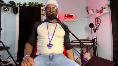 Snapshot of kingcorbra chatting on 6, 2, 2025 KC online show from 6, 2, 2025