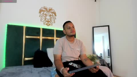 Snapshot of kingg_jay chatting on 22, 5, 2026 kingg_jay online show from 22, 5, 2026