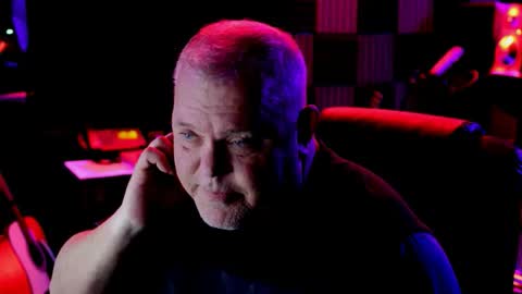 King James VIII online show from 7, 1, 2026