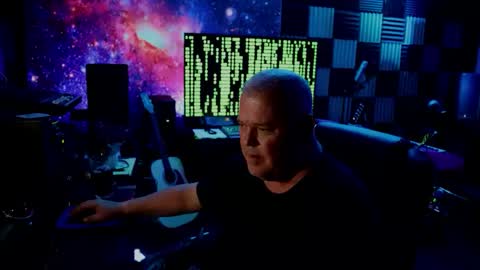 King James VIII online show from 13, 4, 2026