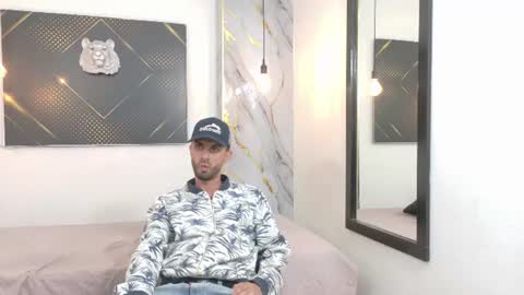 Snapshot of kingoftemptation chatting on 11, 7, 2026 KING online show from 11, 7, 2026