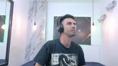 Snapshot of kingoftemptation chatting on 19, 7, 2026 KING online show from 19, 7, 2026